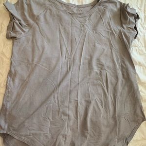LULULEMON open up tie back tee shirt